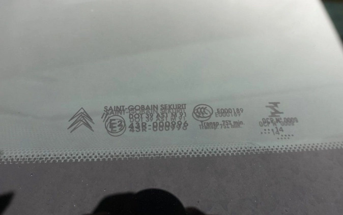 Citroen C5 cena 28900 przebieg: 198000, rok produkcji 2014 z Moryń małe 211